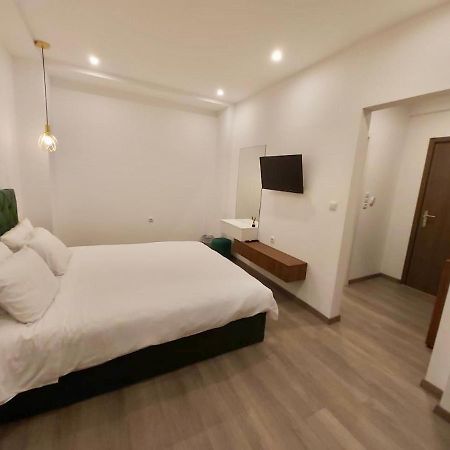 Real City Suites Syntagma Афіни Екстер'єр фото