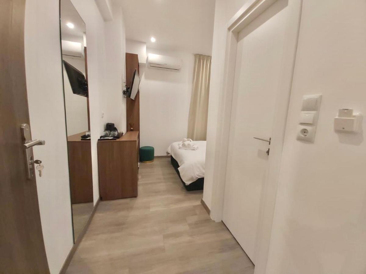 Real City Suites Syntagma Афіни Екстер'єр фото